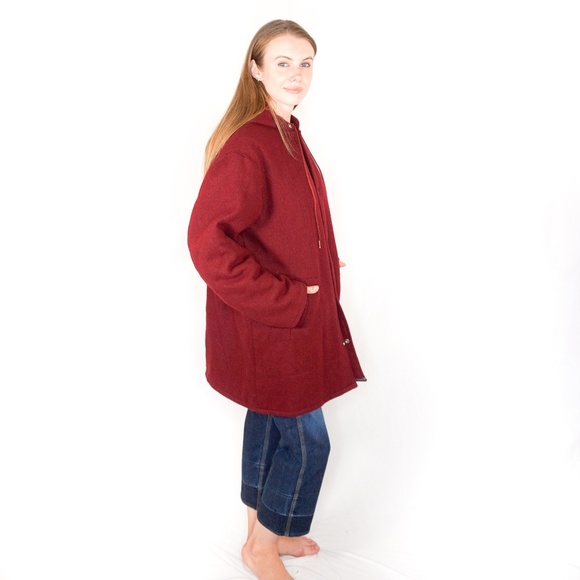 29. VINTAGE Cherry Grove Fire Dept. Red Lined Coat - Picture 3 of 7